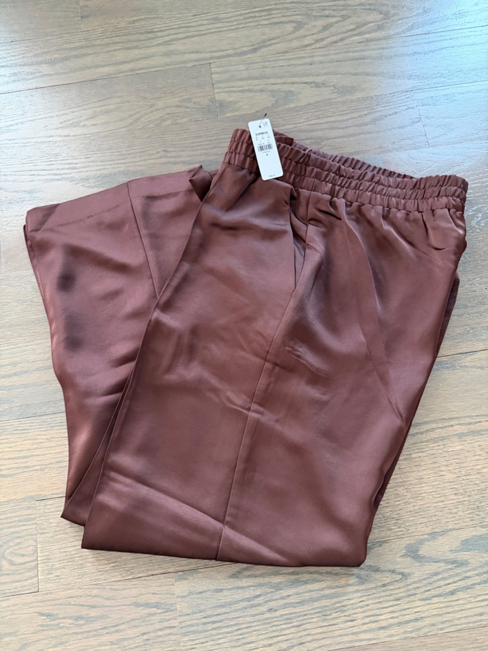 NEW WITH TAG Women’s Express Wide-Leg Jumpsuit Pants Choc Brown Size Medium - Picture 3 of 3